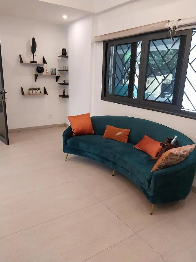 Aviya - Studio Meuble Avec Chambre Et Sejour Dakar 0*,